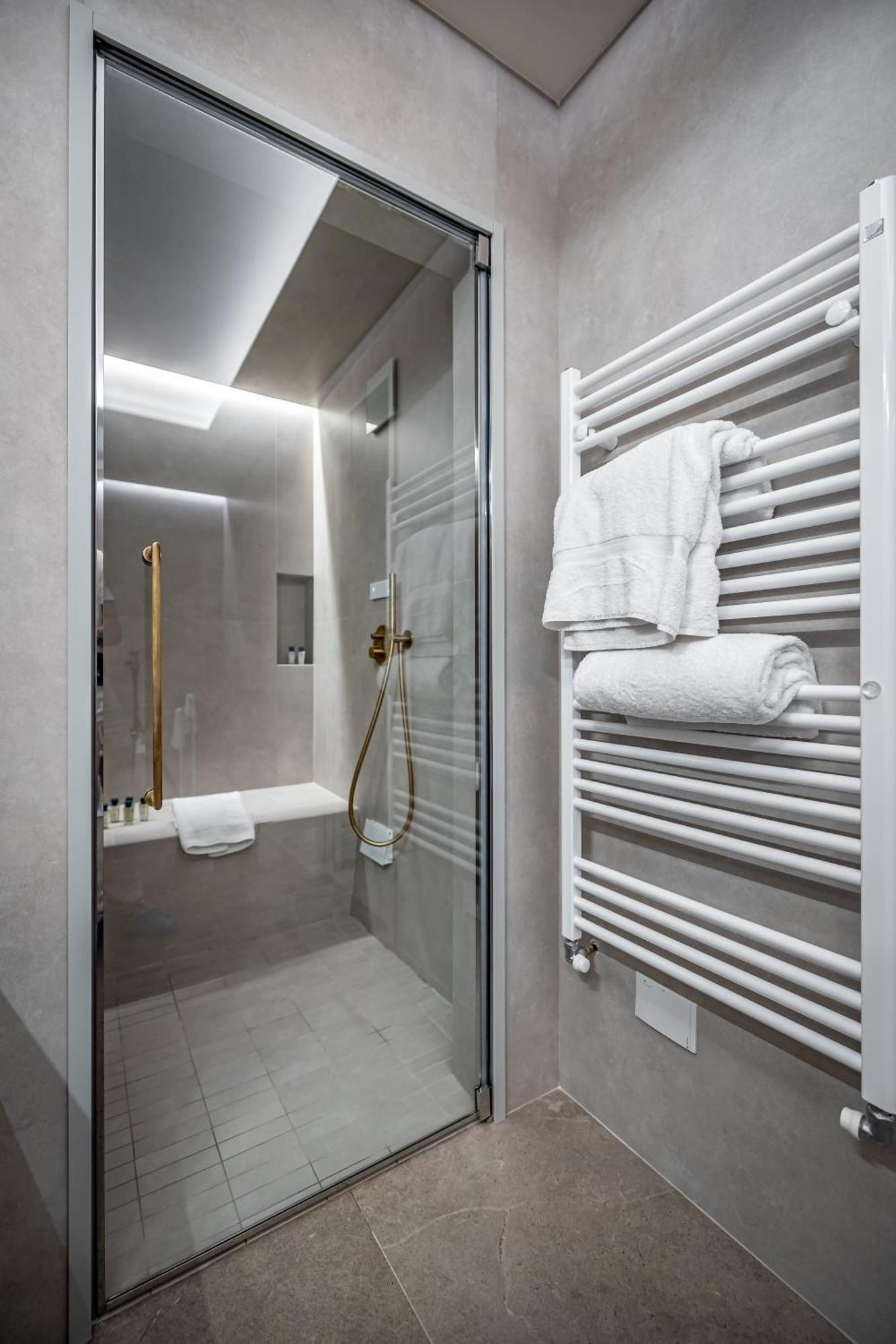 Dimora Collection - Le Corti - Boutique Luxury Suites In A Restored 13Th Century Convent, With Sauna And Gym (Adults Only) Florence Exterior photo