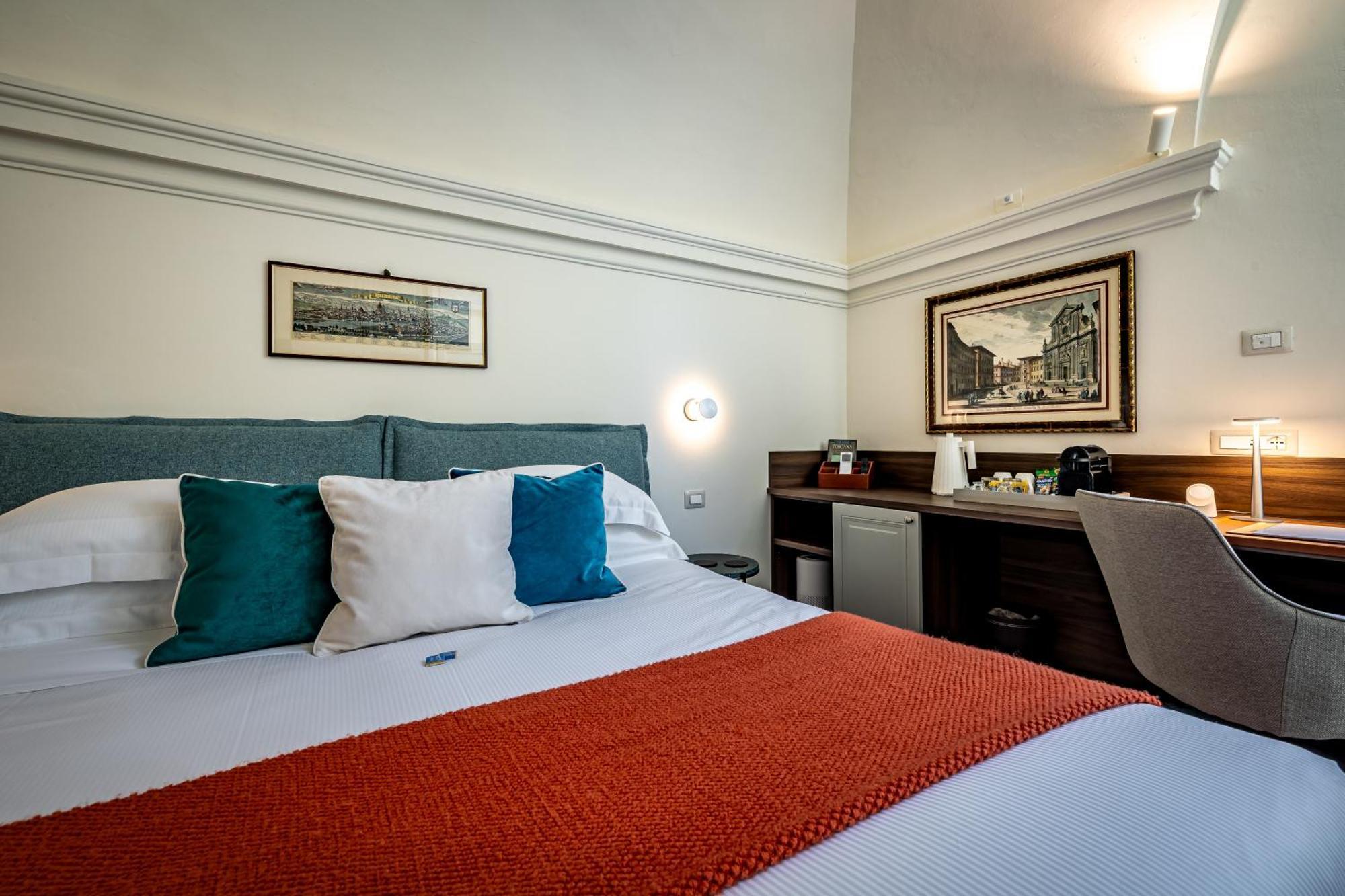 Dimora Collection - Le Corti - Boutique Luxury Suites In A Restored 13Th Century Convent, With Sauna And Gym (Adults Only) Florence Exterior photo