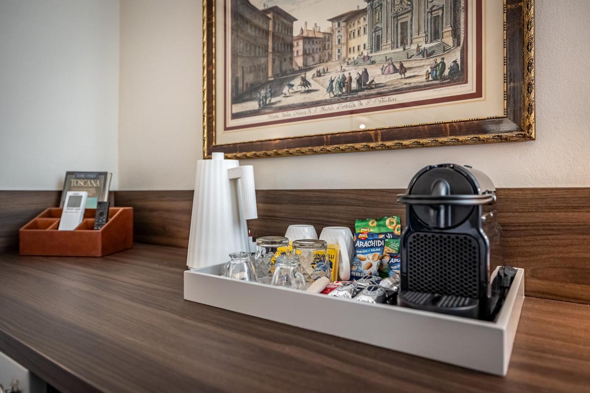 Dimora Collection - Le Corti - Boutique Luxury Suites In A Restored 13Th Century Convent, With Sauna And Gym (Adults Only) Florence Exterior photo