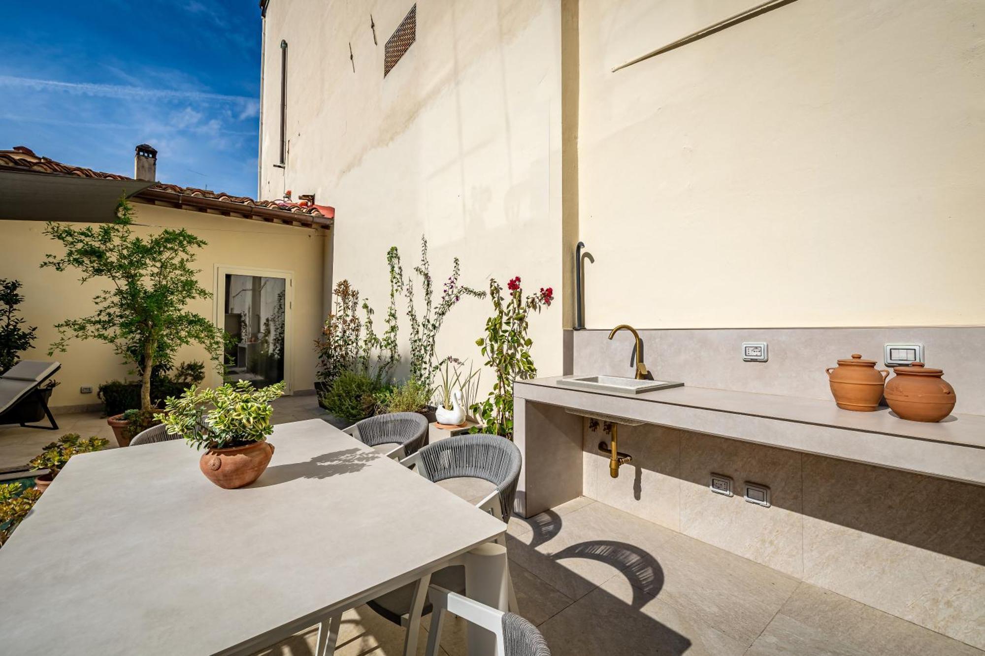 Dimora Collection - Le Corti - Boutique Luxury Suites In A Restored 13Th Century Convent, With Sauna And Gym (Adults Only) Florence Exterior photo